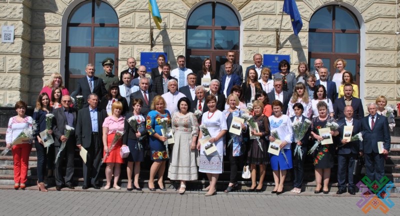 Щоб проглянути докладныше, натисніть ліву клавишу миші
